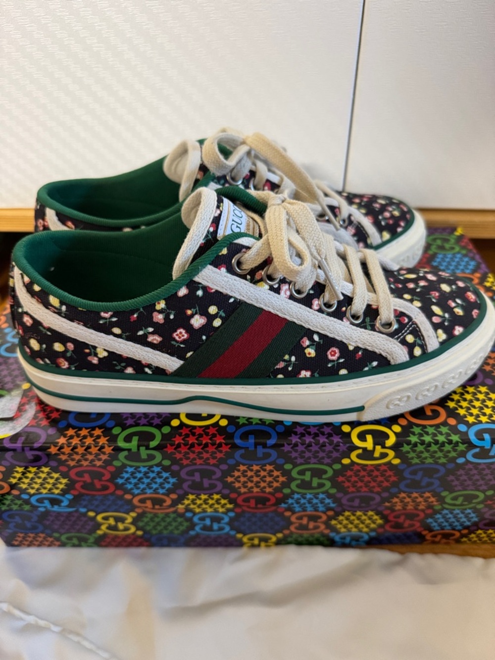 Gucci Liberty 1977 Tennis Floral Sneakers - Picture 2 of 11